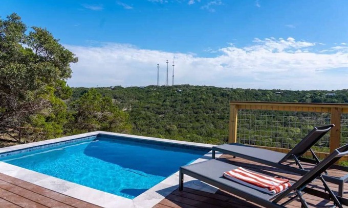 Canyon Lake House | Plunge Pool | Grill | Scenic Views | Near Lake