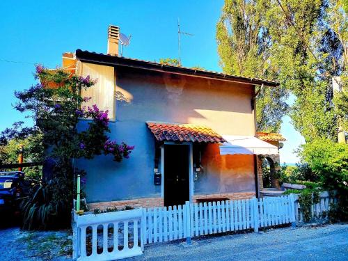 Pesaro Apartment | PM 34 Strada delle Primule