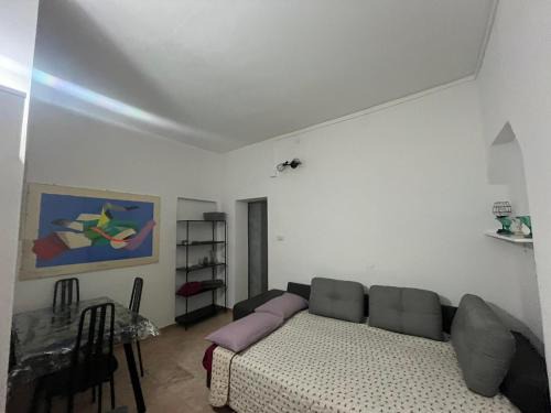Olmedo Apartment | PM 6 Via Cesare Battisti Guest House