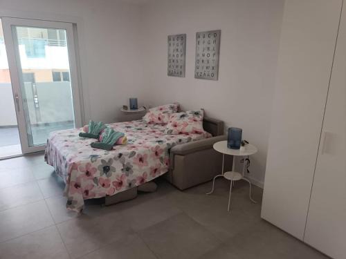 Quartiere XX Ardeatino Apartment | PM 75 Via Pablo Neruda Guest House