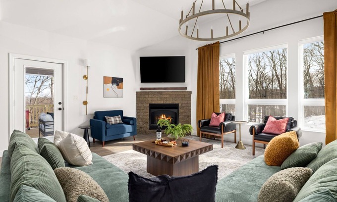 East Stroudsburg House | Pocono Bliss 5br | Hot Tub | Sauna | Game Room