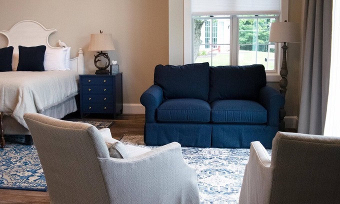 Reeders Cabin | Poconos vacation rentals, The Hill Suites, perfect for adults looking to relax
