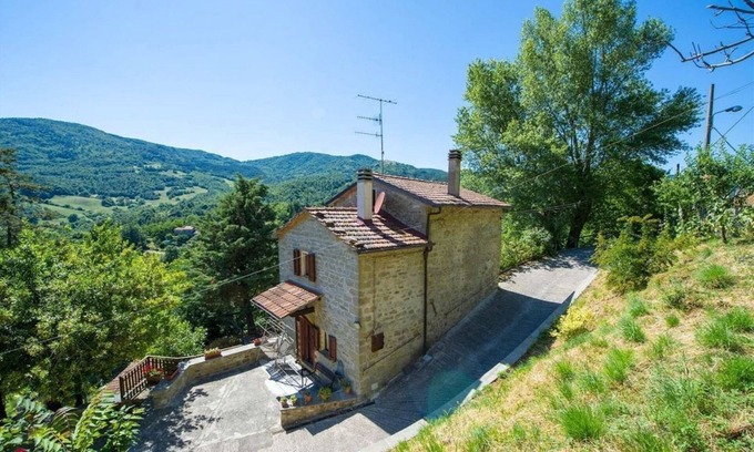 Pieve Santo Stefano House | Poet's Rest