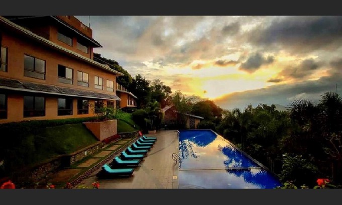 Elappara Hotel | Poetree Thekkady