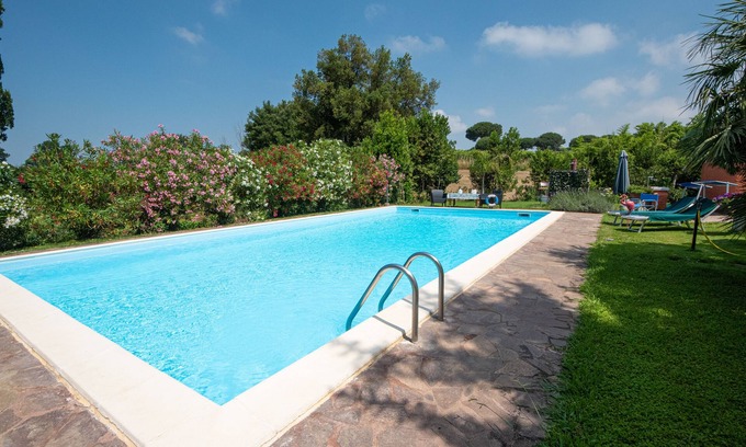 Nettuno House | Poggio degli Oleandri: cottage with pool and lots of relaxation