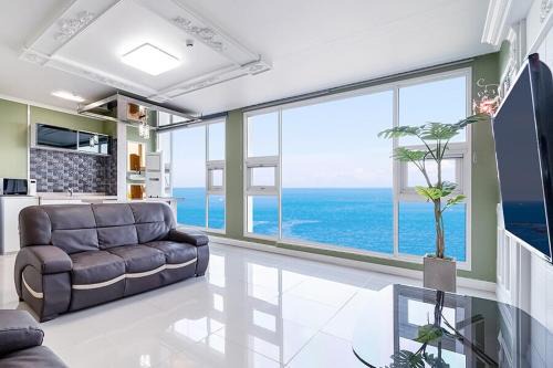 Pohang House | Pohang Pine Wave Spa Pension