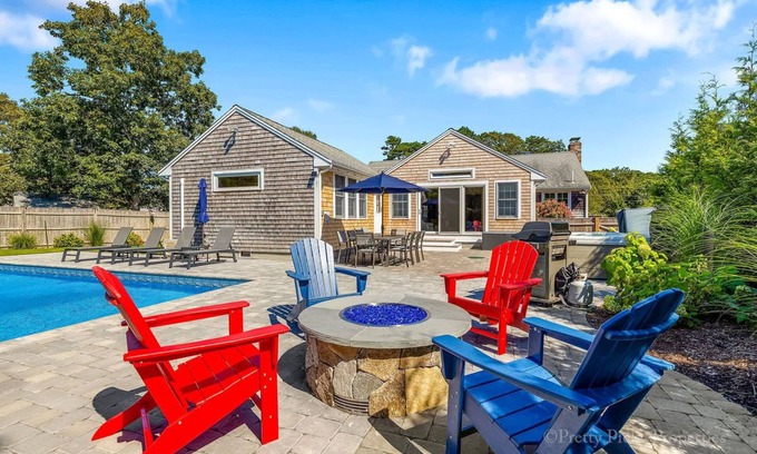 West Harwich House | Point Pleasant: 082-H Heated Pool, Walk to Beach, Close to everything in Harwich!