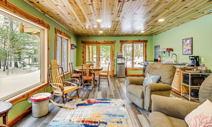 Grand Rapids Apartment | Pokegama Lake Vacation Rental w/Shared Boat Dock!