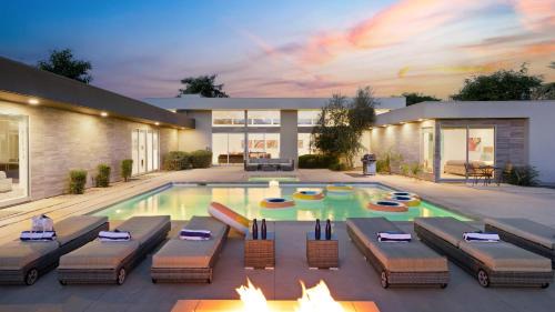 La Quinta Villa | Polo Villas Sands Pickleball Putting Green Sleeps 28