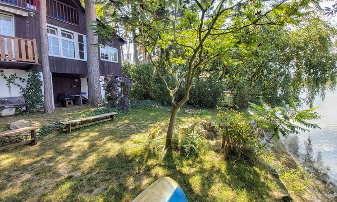 Holubovska Basta House | Pondside Retreat & Canoe by Interhome