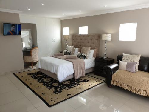 Uitenhage Apartment | Pongola Road Self Catering Accommodation