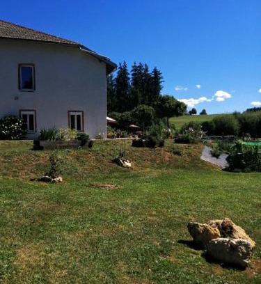 Chaux-des-Crotenay Apartment | Pont de la Chaux 2