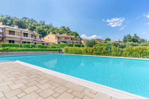 Soiano del Lago Apartment | Pool and Tennis, Peace of Senses in Soiano