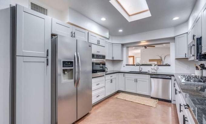 Arroyo Chico House | Pool & Hot Tub/5 BR 3 BA /Game Room/Midtown