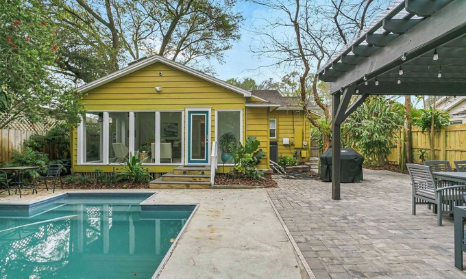 Riverside Heights House | Pool House Oasis - Home for 6