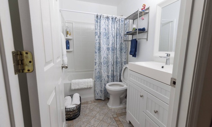 Indian Trails House | Pool Retreat in Palm Coast, near cinnamon sand beaches of Flagler county