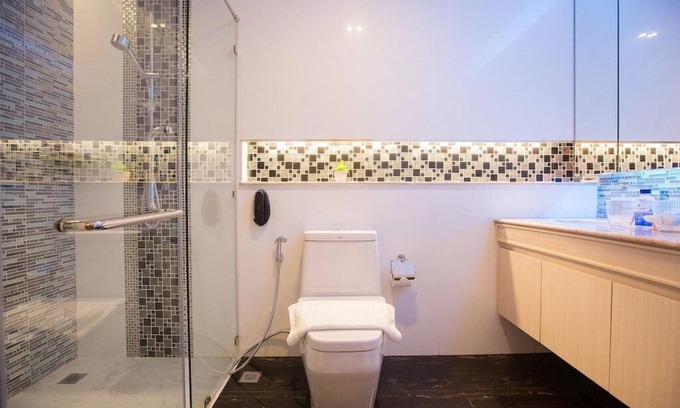 Hang Dong Condo | Pool Suite Condo, Chaing Mai- Jacuzzi Suite