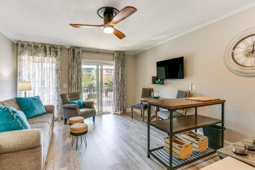 Folly Field Apartment | Pool, Tennis and Gym Resort Condo in Hilton Head!