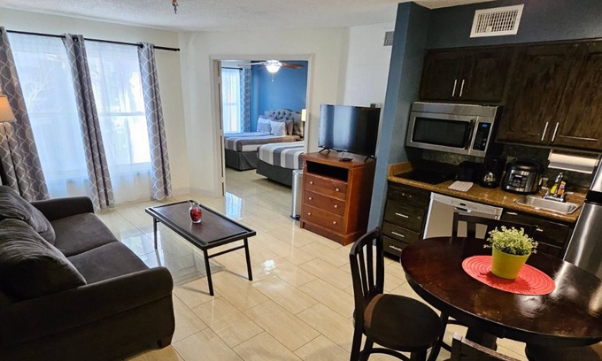 Florida Central Atlantic Coast Apartment | Pool View Family Condo Disney Universal Orlando