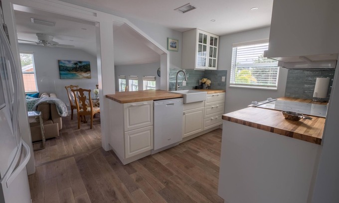 Delray Beach House | Pool Views-Walk to Atlantic Ave