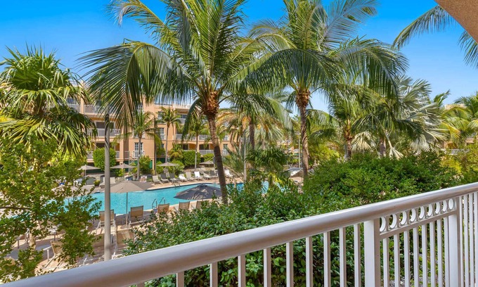 Key West Condo | Poolside Suite with Direct Pool Access