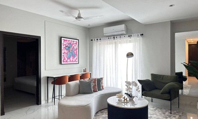 Lahore Apartment | Pop Art Haven - Gulberg 3 Opus