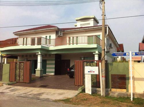 Taman Pantai Dickson House | Port Dickson Holiday Home Villa