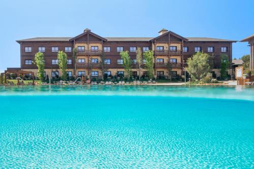 Salou Hotel | PortAventura Hotel Colorado Creek - Includes unlimited access to PortAventura Park & 1 access to Ferrari Land