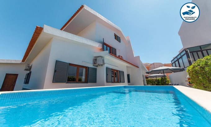 Portimao Villa | Portimão: villa with heatable pool & BBQ