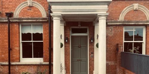 Blandford Saint Mary House | Portman Lodge