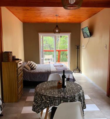 Cuyo Ski Chalet | Potrerillos Rio Blanco Tiny, cabaña a orillas del Rio Blanco en Potrerillos