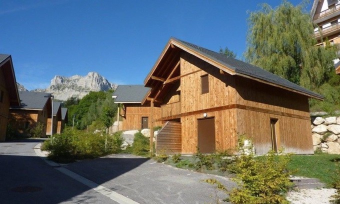 Gresse-en-Vercors Condo | Près des Pistes | Chalet Authentique + Parking