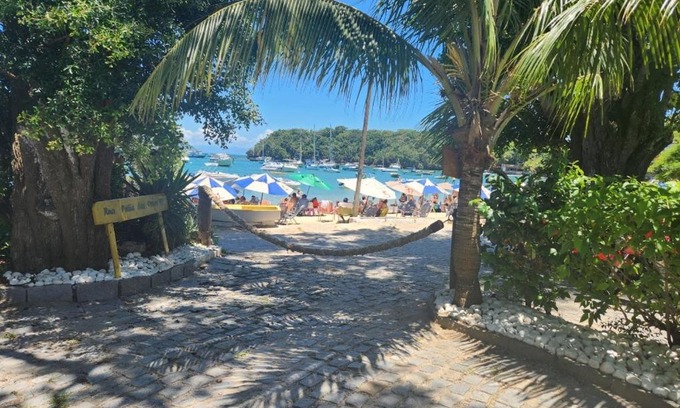 Ossos House | Praia dos Ossos Guest House - Búzios com pé na areia