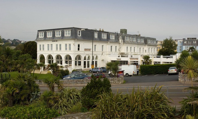 Torquay City Centre Hotel | Premier Inn Torquay Seafront