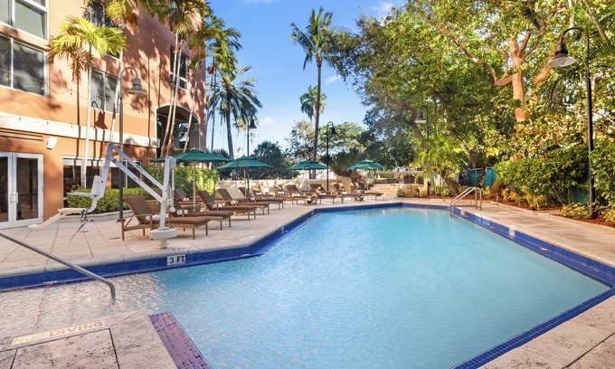 Coconut Grove Hotel | Premier Location! Suite w/Full Kitchen, Parking! Close to Downtown Miami!