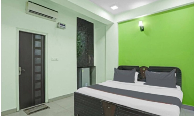 Lajpat Nagar Bed & Breakfast | premium villa 2