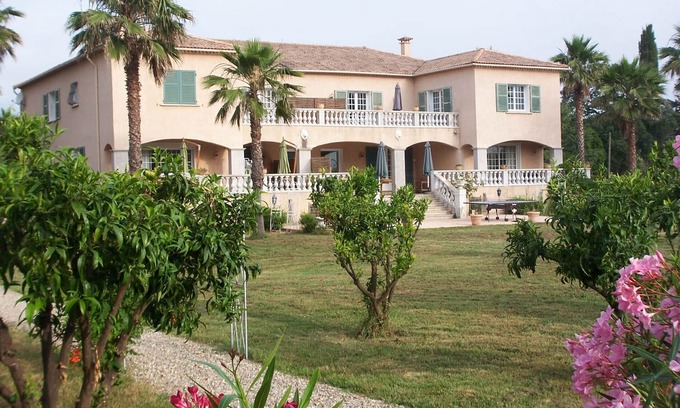 Taglio-Isolaccio Villa | PRESTIGE VILLA WITH TENNIS COURT AND PRIVATE BEACH ACCESS 100 m