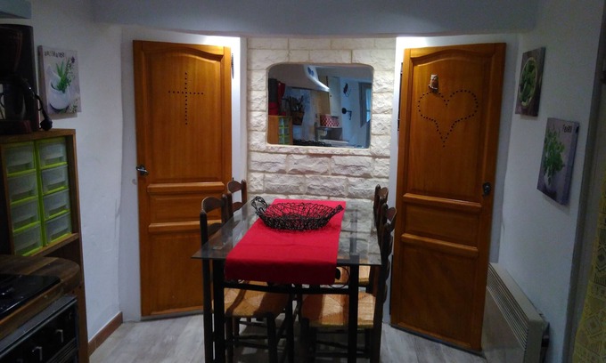 Aups House | Pretty little village house