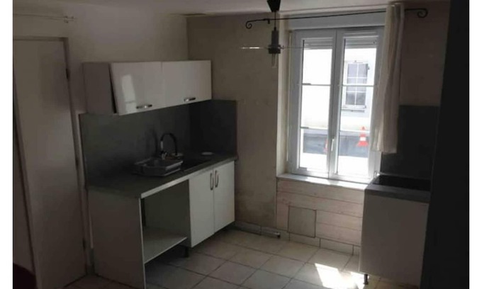 Locmaria House | Pretty village house 350 meters from the beach