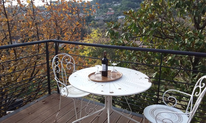Cotignac House | Price PROMO House Cotignac 6 pers bright beautiful garden view, all inclusive price!