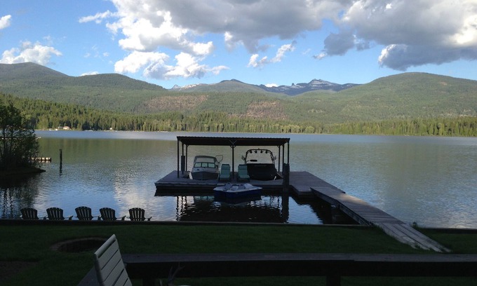 Nordman Cabin | Priest lake waterfront cabin