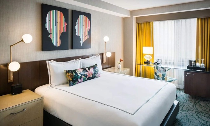 Downtown Washington D.C. Hotel | Prime D.C. Location | Ideal For Downtown Couple Stay Near White House