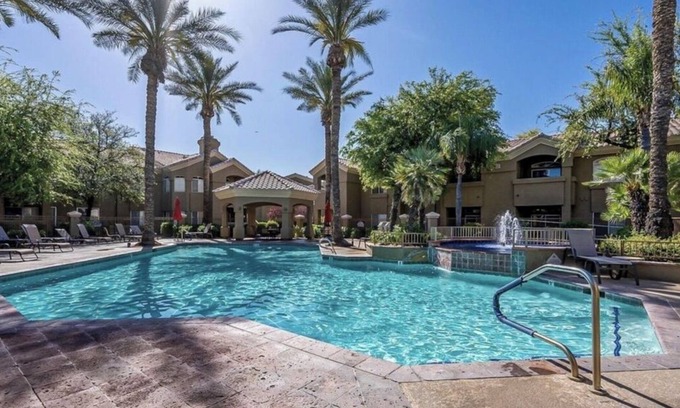 Paradise Valley Condo | Prime Location - Luxurious Scottsdale Condo