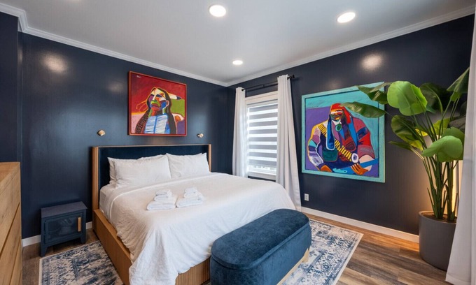 Downtown Juneau Apartment | Prime Location with Luxury Amenities - walk everywhere