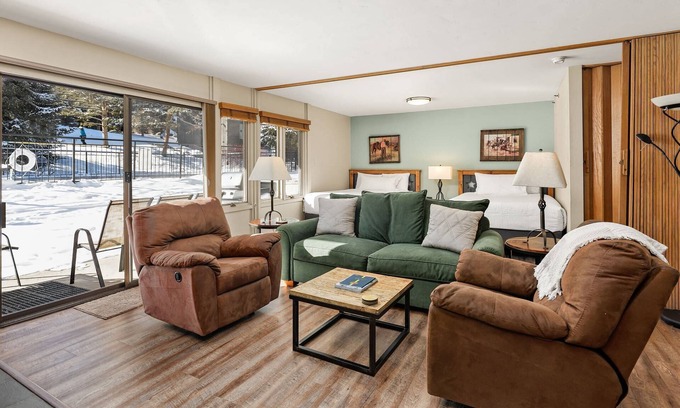 Snowmass Village Condo | Prime Ski-In/Ski-Out! Steps to Lifts & Snowmass Base, Wood Fireplace, Hot Tub, Patio & Winter Fun!