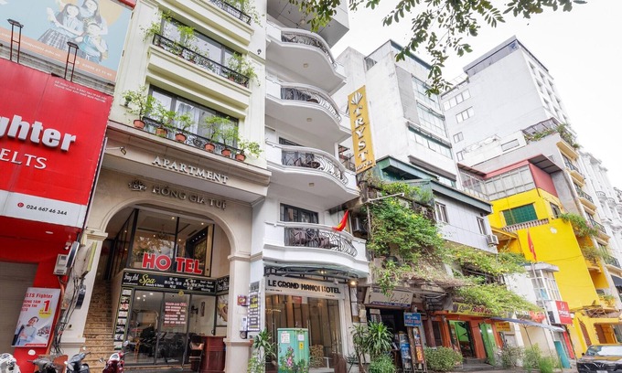 Truc Bach House | Prime Superior DBL | Explore Hanoi Best from Here
