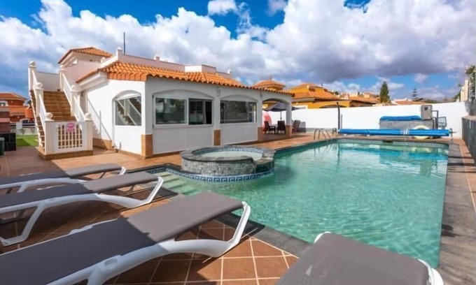 Caleta de Fuste Villa | Primera Luxury House