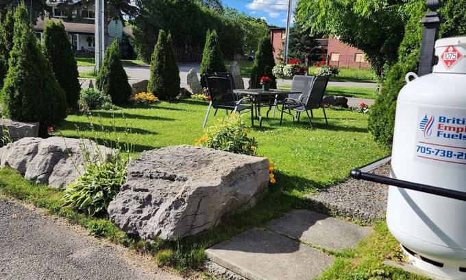 Bobcaygeon Hotel | Princess Motel