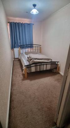 Harlow House | Private and Quiet Room in Harlow near Stansted Airport