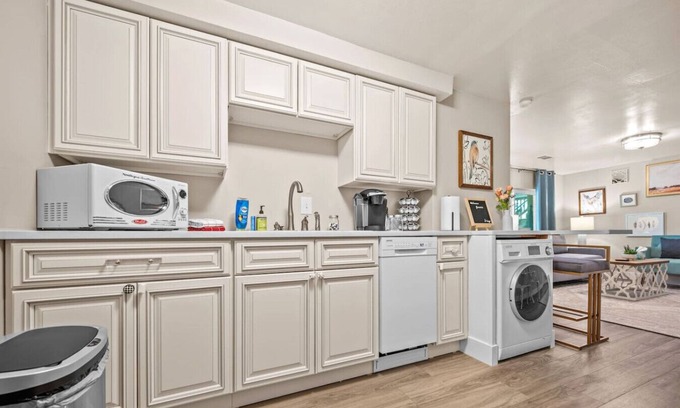 St. Charles Condo | Private Basement - Two King Beds and Hot Tub